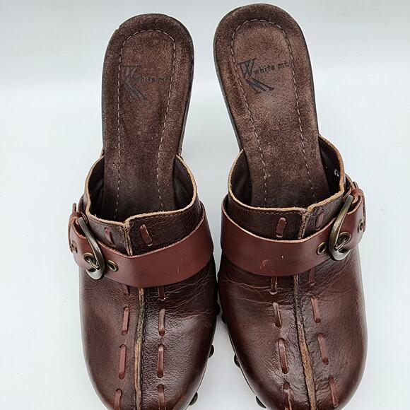 Vintage White Mountain Studded Heeled Mules Size 8.5 Brown Leather Clogs Y2K - Picture 3 of 14